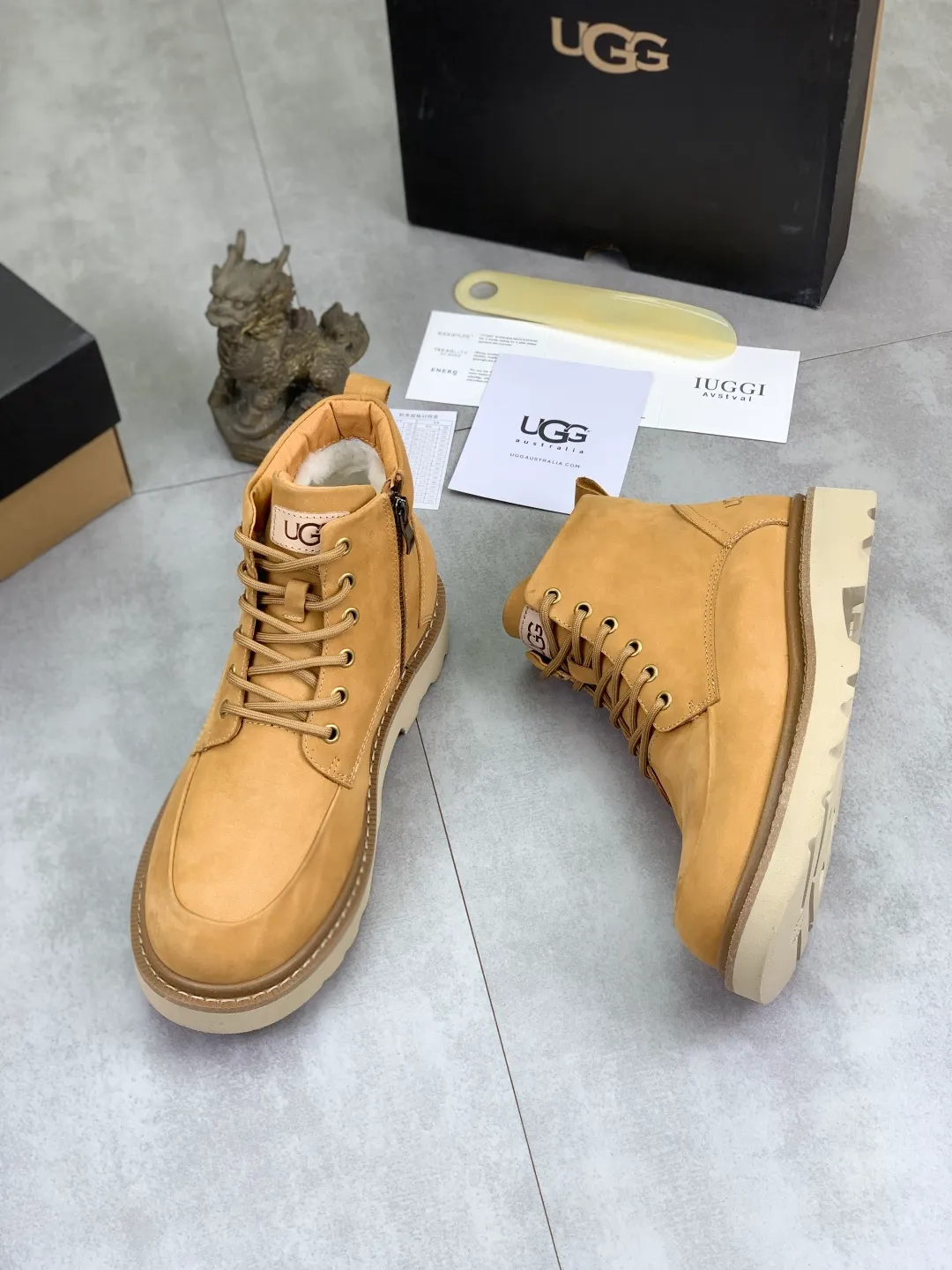 Men's men's shoes P620 New arrival🆕🆕🆕 IUGGI Men's British retro Martin boots Winter new men's outdoor hiking boots First layer of cowhide on the outside Wool on the inside Comfortable and warm Rubber sole sole Non-slip and firm Trendy and fashionable Casual and versatile Size: 39-44 (customized for 45) Color: two colors